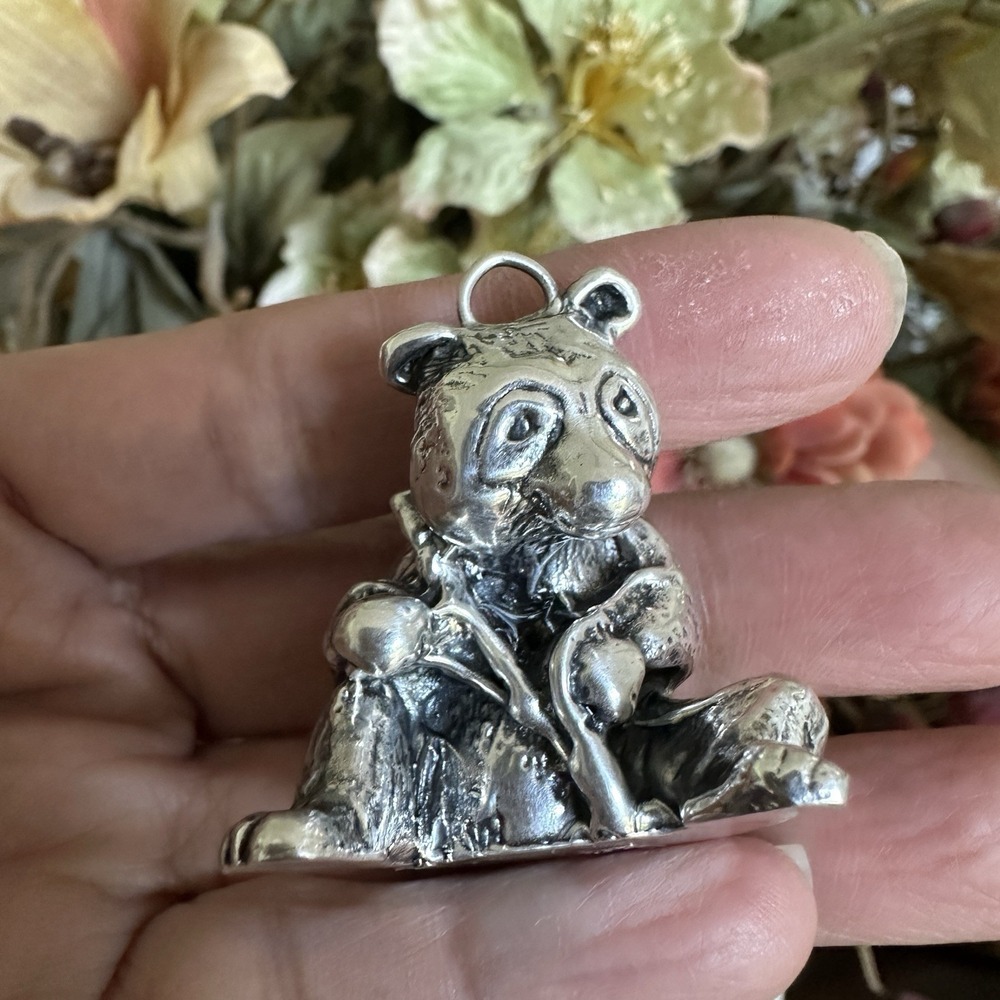 Vintage Sitting Panda Bear Bamboo‎ Puffy Pendant 1.75 Inch 925 Sterling 12.3g - Picture 6 of 10